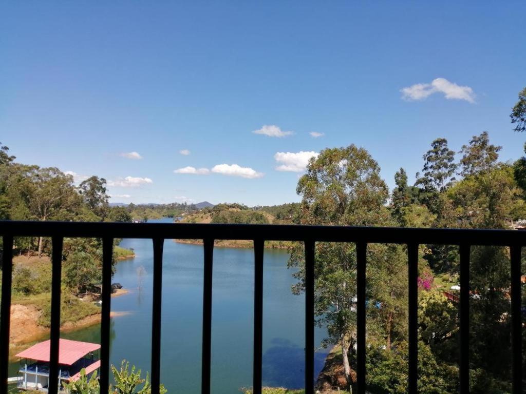 El Nuevo Mirador Hotel Guatape Exterior photo
